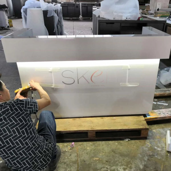 High Quality Modern White Reception Desk for Beauty Salon with LED Lights